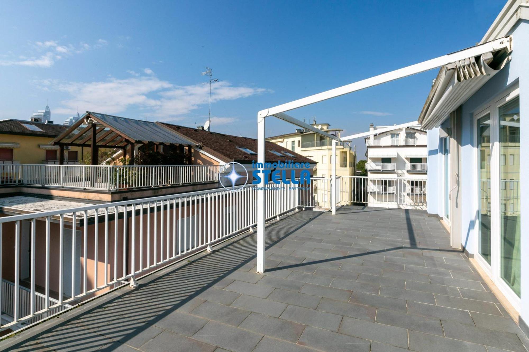 Residence Adriatica Τζεσόλο Λίντο Εξωτερικό φωτογραφία