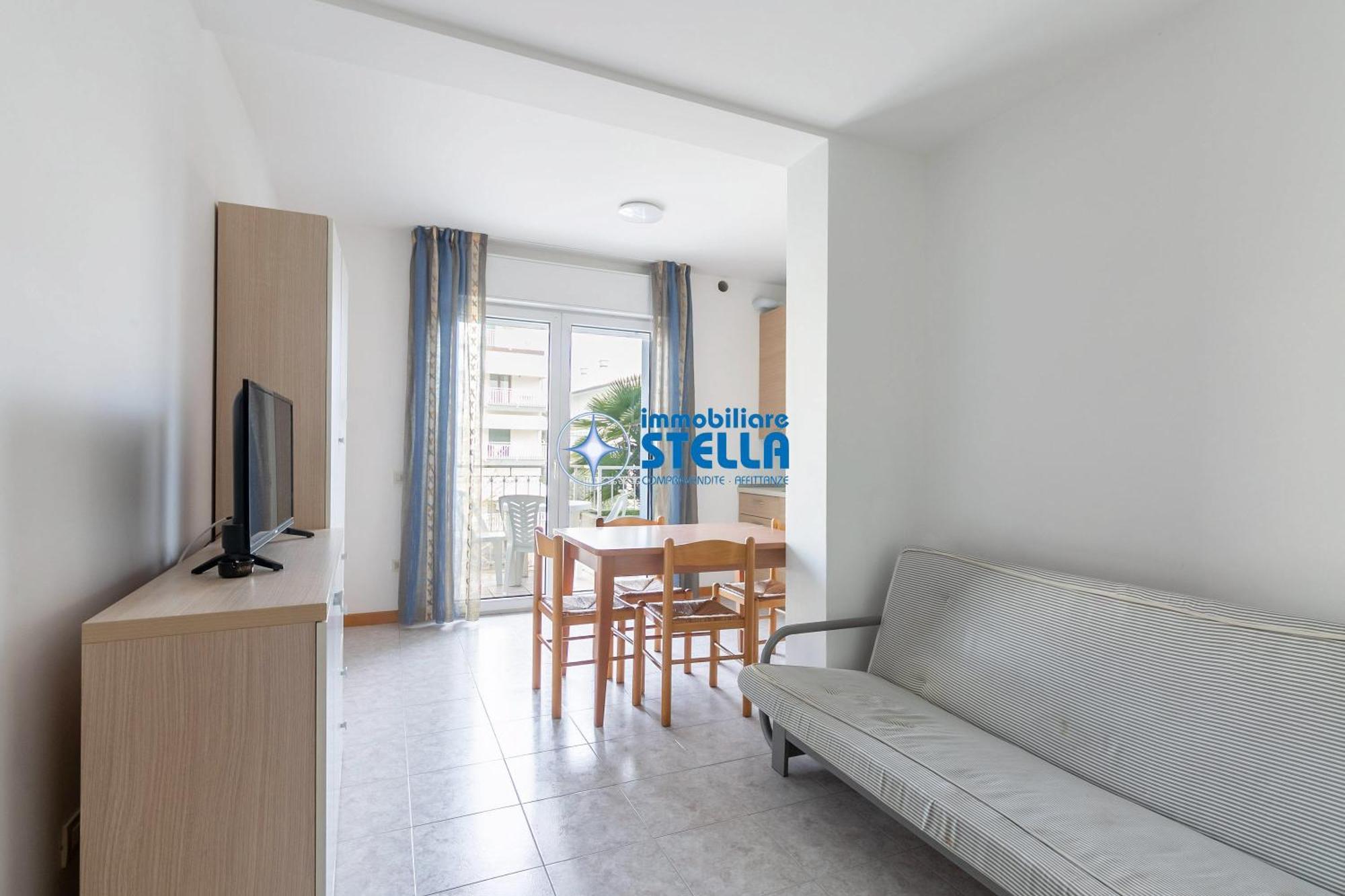 Residence Adriatica Τζεσόλο Λίντο Εξωτερικό φωτογραφία